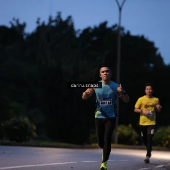 Runner Photo 9255419