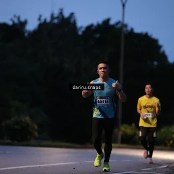 Runner Photo 9255427