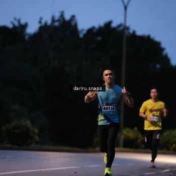 Runner Photo 9255509