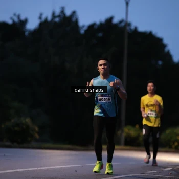 Runner Photo 9255553
