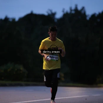 Runner Photo 9255590