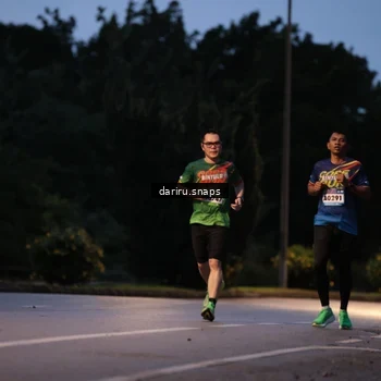 Runner Photo 9255646