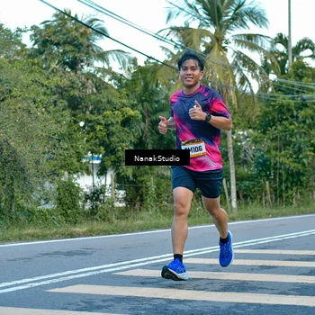 Runner Photo 9255676