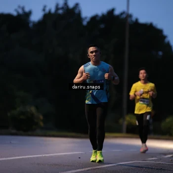 Runner Photo 9255698