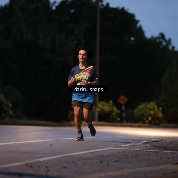 Runner Photo 9255946