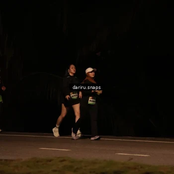 Runner Photo 9256299