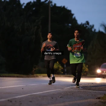 Runner Photo 9256329