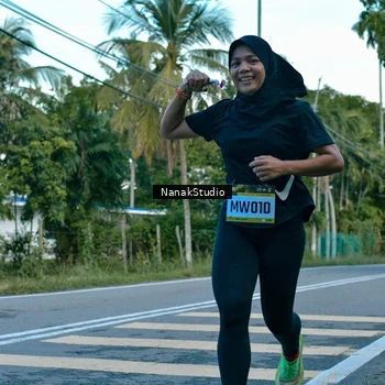 Runner Photo 9256334