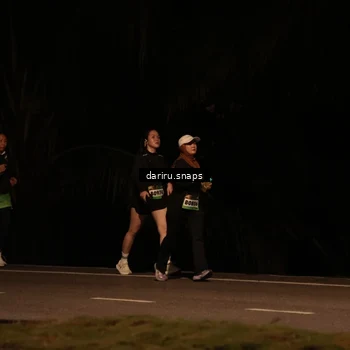 Runner Photo 9256343