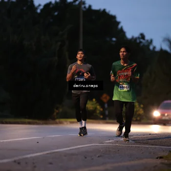 Runner Photo 9256403