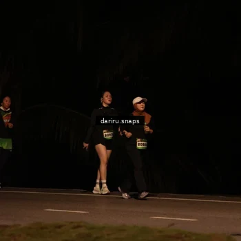 Runner Photo 9256421
