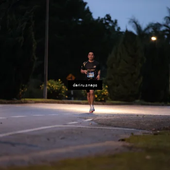 Runner Photo 9256486