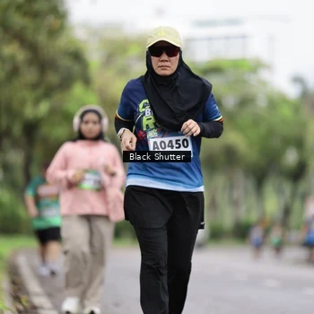 Runner Photo 9256623