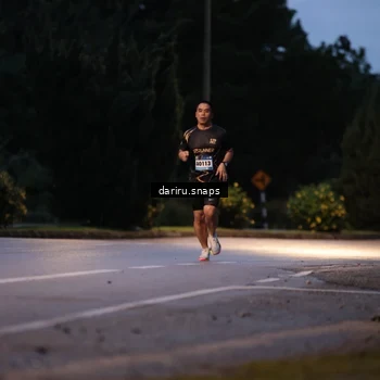 Runner Photo 9256755