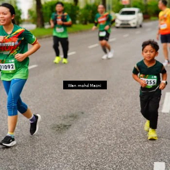 Runner Photo 9256866