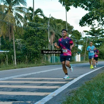 Runner Photo 9256911