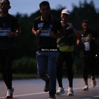 Runner Photo 9256938