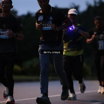 Runner Photo 9256956