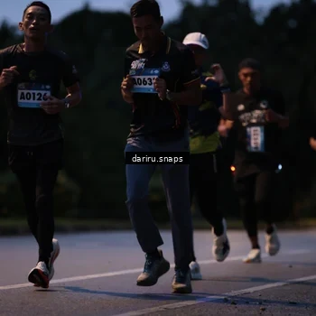 Runner Photo 9256957