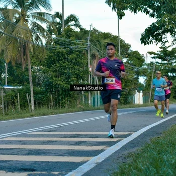 Runner Photo 9256963