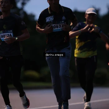 Runner Photo 9256981