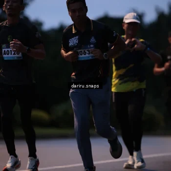 Runner Photo 9257050