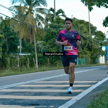 Runner Photo 9257120