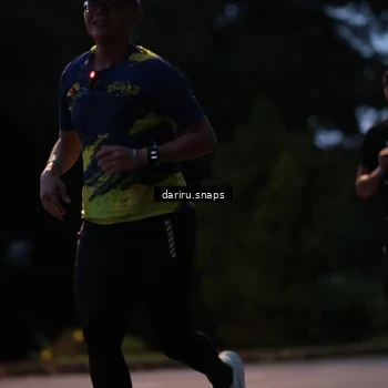 Runner Photo 9257443