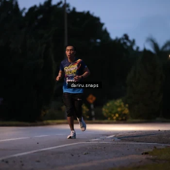 Runner Photo 9258341