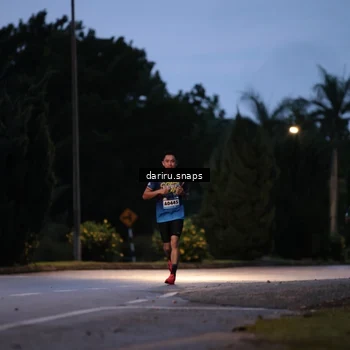 Runner Photo 9258480