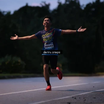 Runner Photo 9258702