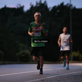 Runner Photo 9258935