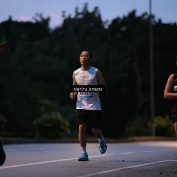Runner Photo 9258999