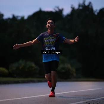 Runner Photo 9259023