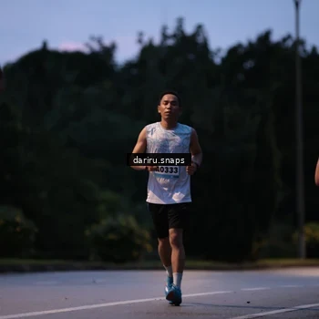 Runner Photo 9259073