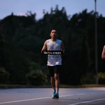Runner Photo 9259453