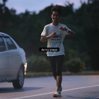 Runner Photo 9260023