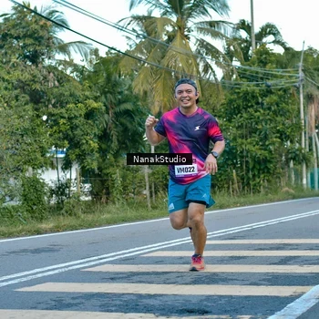 Runner Photo 9260910