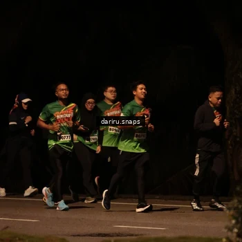 Runner Photo 9265450