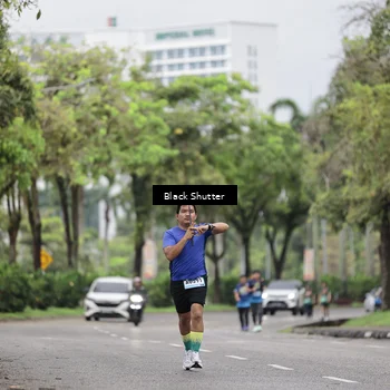 Runner Photo 9268254
