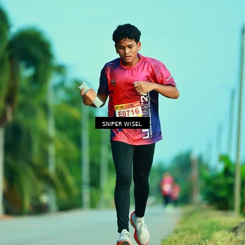 Runner Photo 9268729