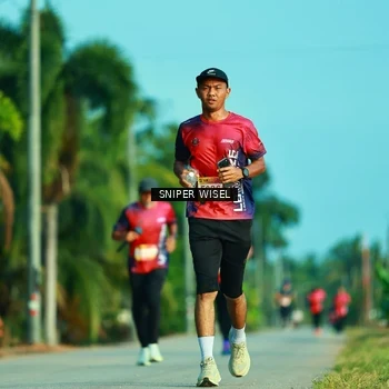 Runner Photo 9270240