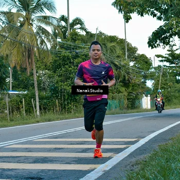 Runner Photo 9270354