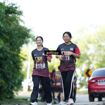 Runner Photo 9270743