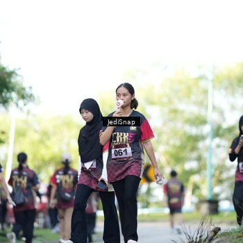 Runner Photo 9270835