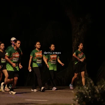 Runner Photo 9270850
