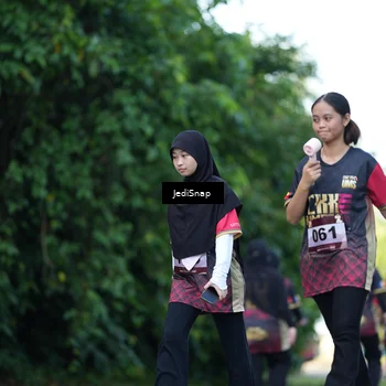 Runner Photo 9270880