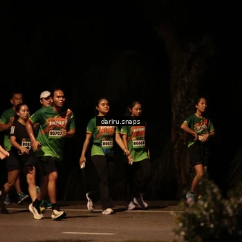 Runner Photo 9271008