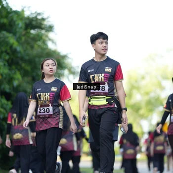 Runner Photo 9271041