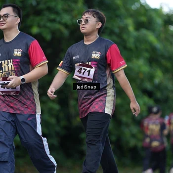 Runner Photo 9271122